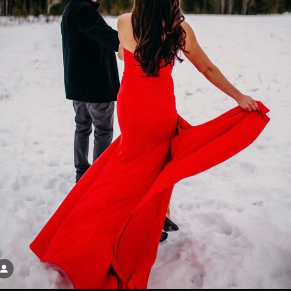 Red floor length ball gown with slit by Claire New York size 6 - Picture 7 of 9